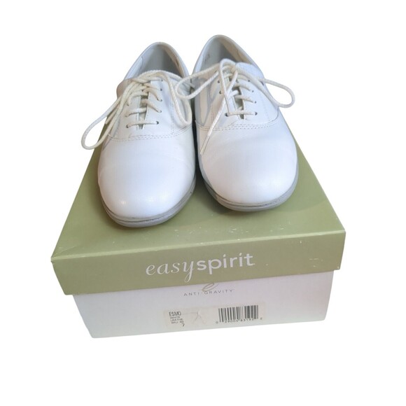Easy Spirit Womens Anti- Gravity Closed Toe Oxfords White Leather 7B comfort - Picture 1 of 10